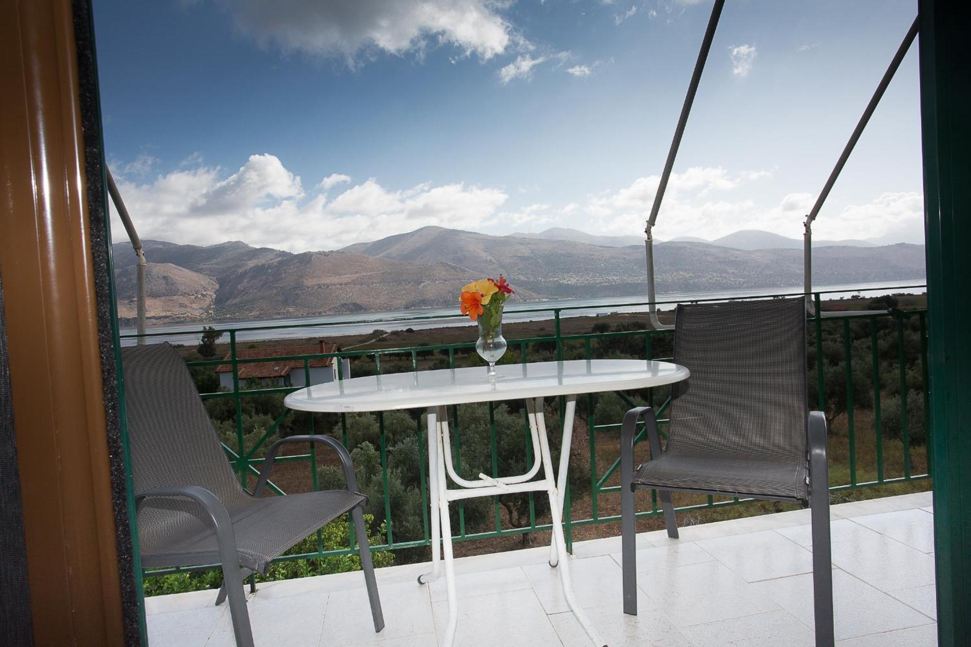 Panorama Aparthotel Lixouri Exterior photo