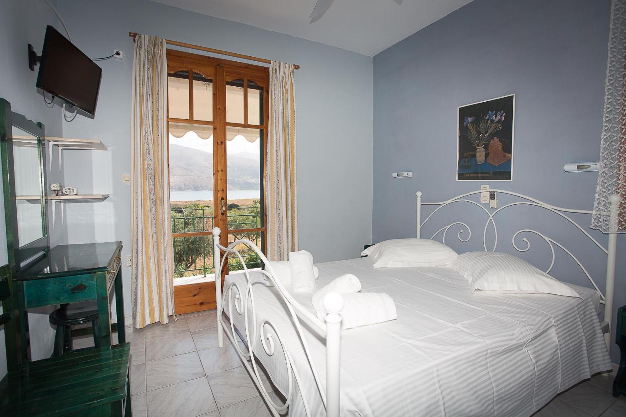 Panorama Aparthotel Lixouri Exterior photo