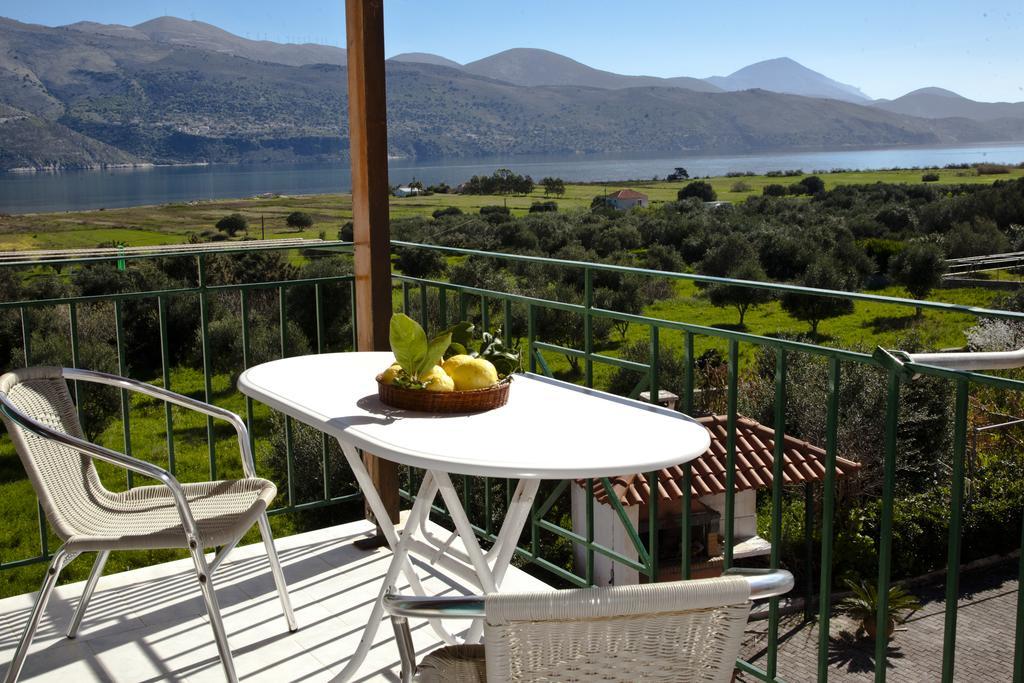 Panorama Aparthotel Lixouri Exterior photo