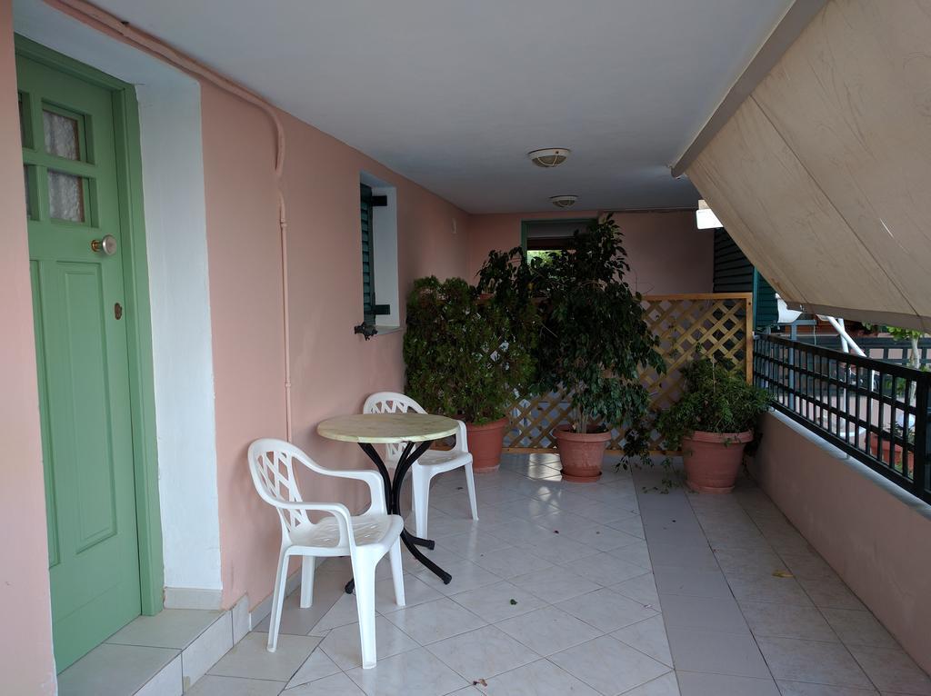 Panorama Aparthotel Lixouri Exterior photo